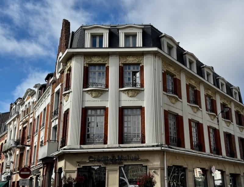 Close up of Art Deco in Arras