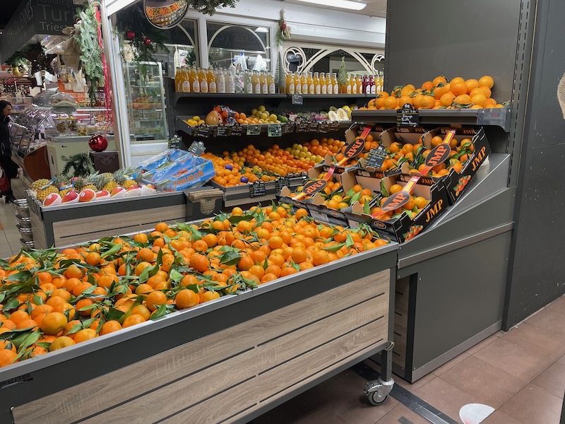 Avignon Halles orange stalls Avignon Halles orange stalls
