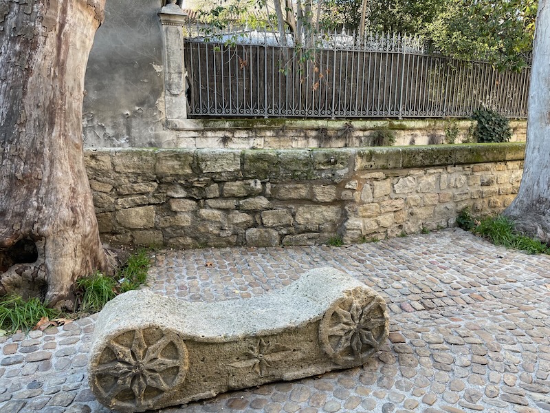 Best things to do in avignon: walk around the rue des Teinturiers and sit on a stone bench Best things to do in avignon: walk around the rue des Teinturiers and sit on a stone bench