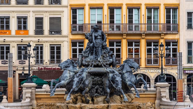 Bartholdi fountain on Place des Terreaux, Lyon