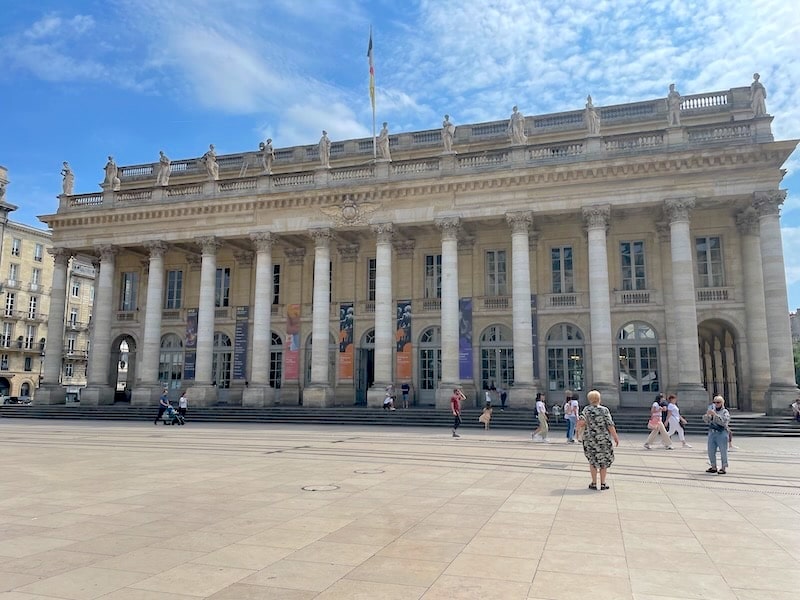 Bordeaux Grand Theatre, to drop by when you visit Bordeaux