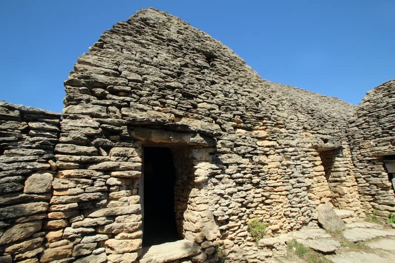 Dry stone technique used for the traditional huts, the Bories, in Gordes, Luberon, Provence