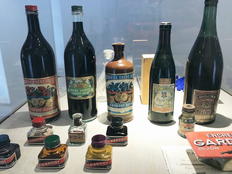 Burgundian ink bottles