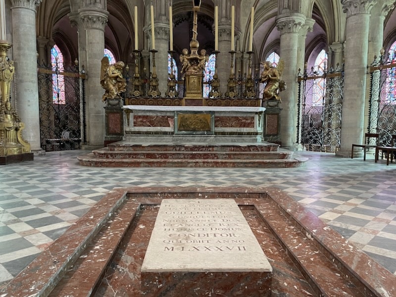William the Conqueror's grave at the Abbaye aux Hommes in Caen, Normandy