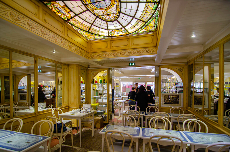 Interior of Cazenave chocolaterie in Bayonne Interior of Cazenave chocolaterie in Bayonne