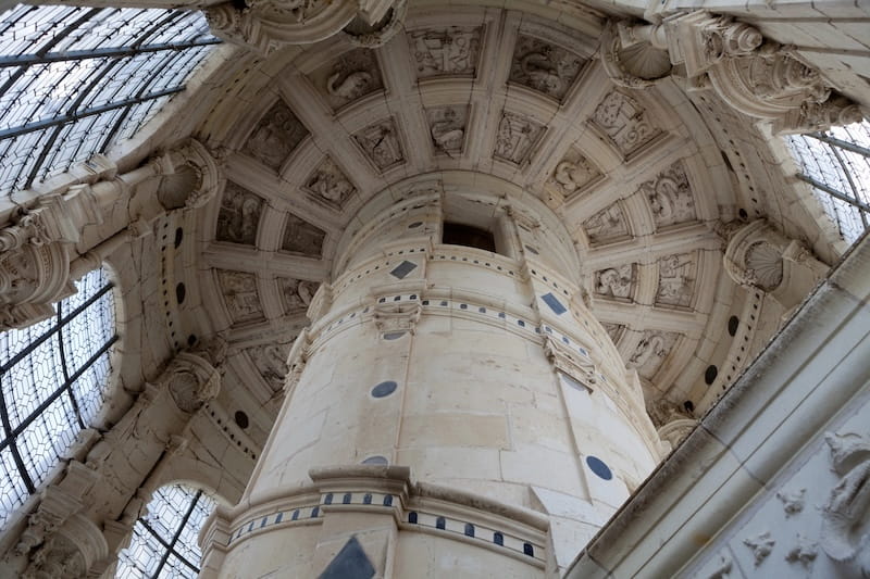 Chambord staircase ceiling