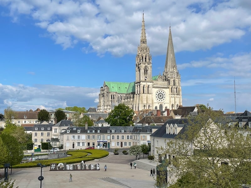 Long shot of Chartres Cathedral in daytime
