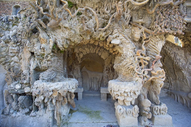 Facteur Cheval palace, North side, Eve with snakes