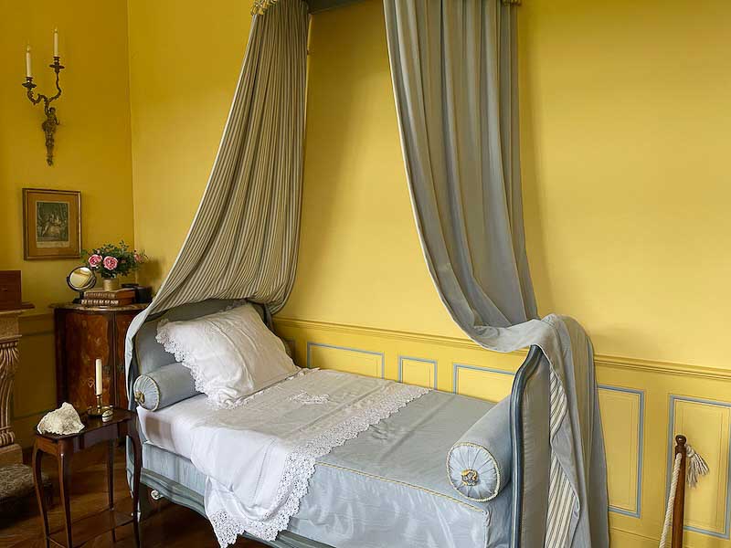 Chateau de Cirey bedroom