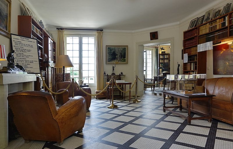 Colombey boisserie library Colombey boisserie library
