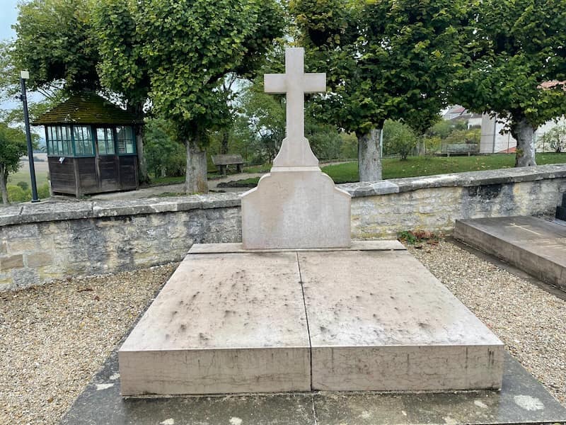 Colombey Charles de Gaulle grave Colombey Charles de Gaulle grave