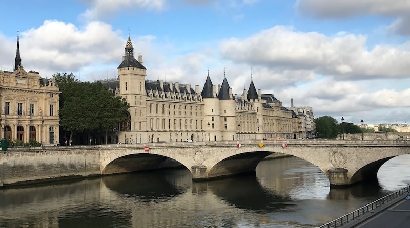 Conciergerie, Paris, from the outside