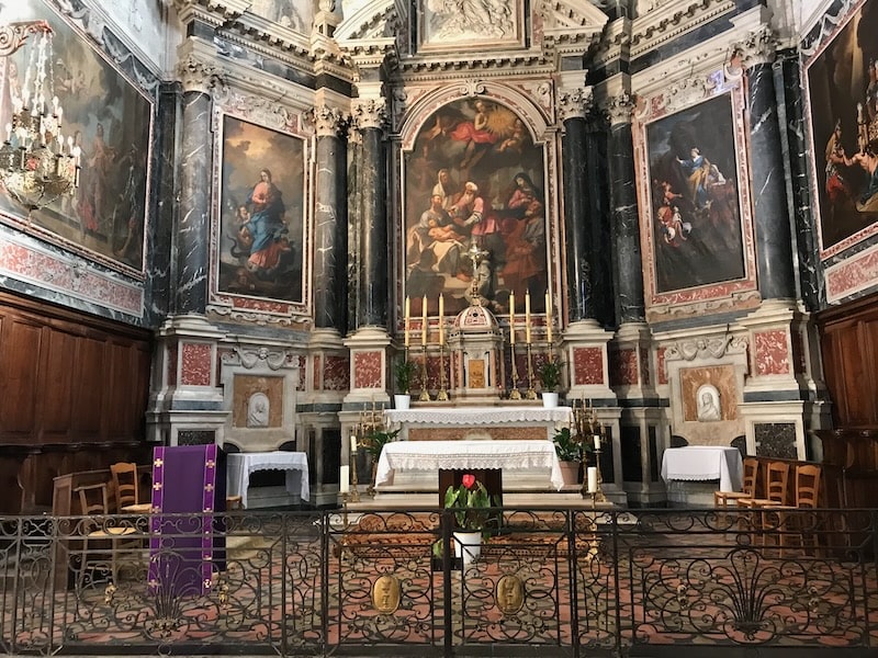 Interior of Notre-Dame church in Cucuron, Luberon Interior of Notre-Dame church in Cucuron, Luberon
