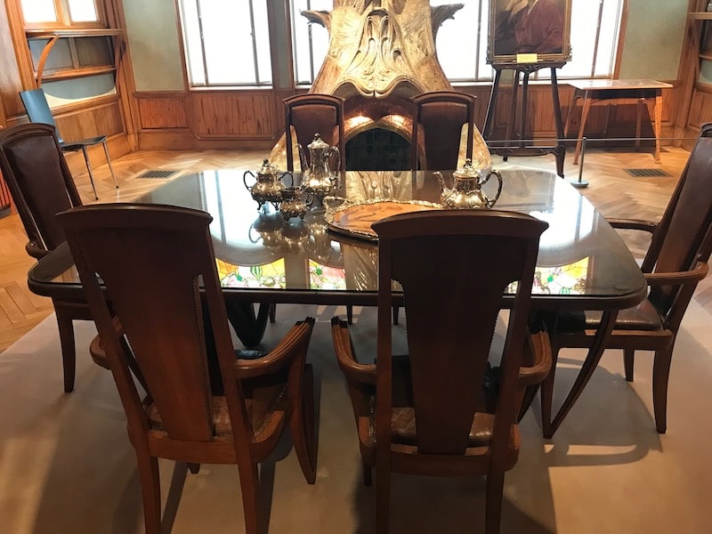 Art nouveau dining room decor in the Villa Majorelle