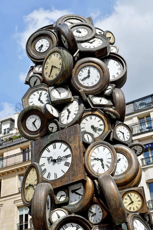 clock sculpture outside Saint-Lazare station - train Paris