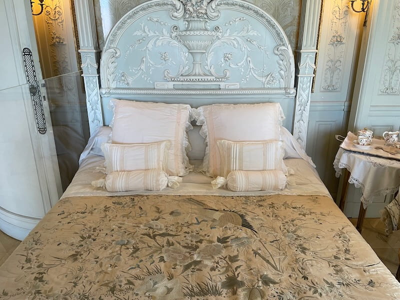Blue bedroom in the Villa Ephrussi