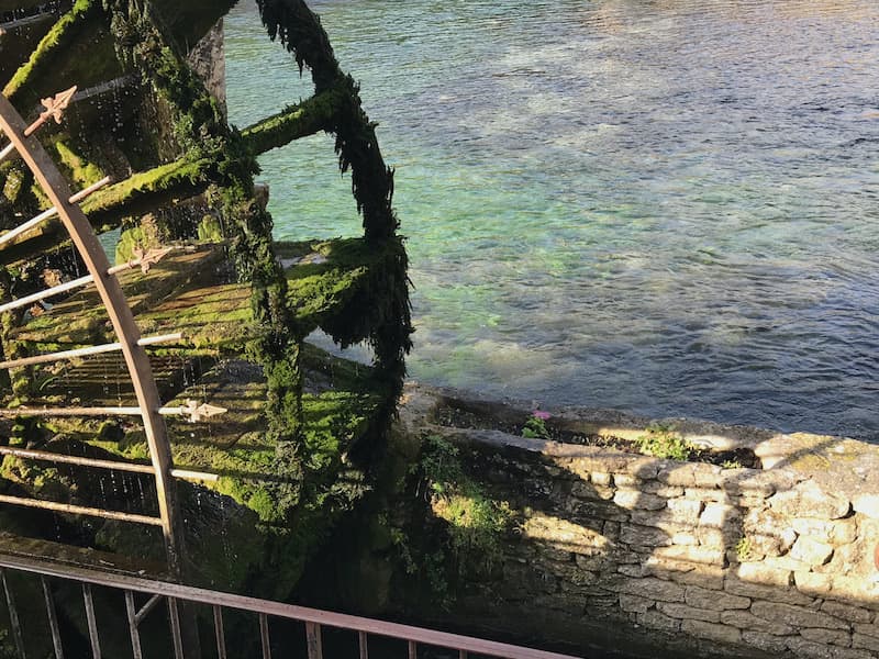 Fontaine Vaucluse wheel