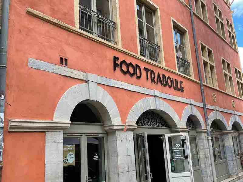 The food traboule is a food court that gets its inspiration from the traboules of Lyon The food traboule is a food court that gets its inspiration from the traboules of Lyon
