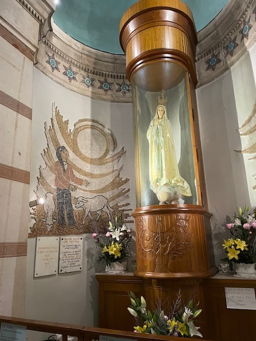 Mary in Fourviere crypt 1
