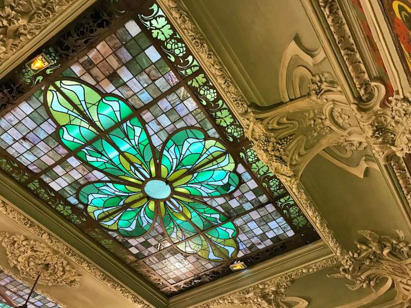 Glass ceiling of Bouillon Julien