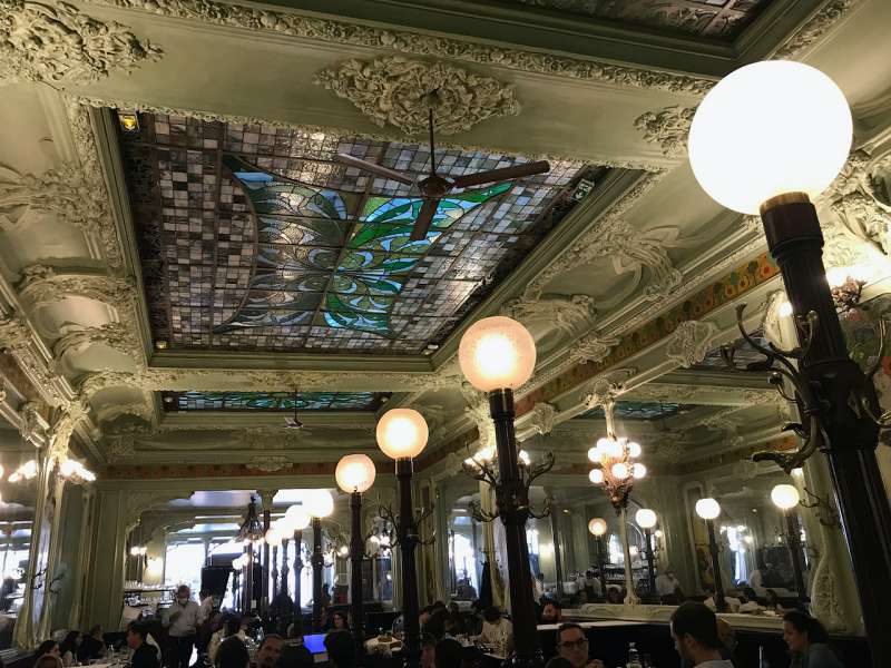 The Magnificent Comeback Of The Paris Bouillon Restaurants