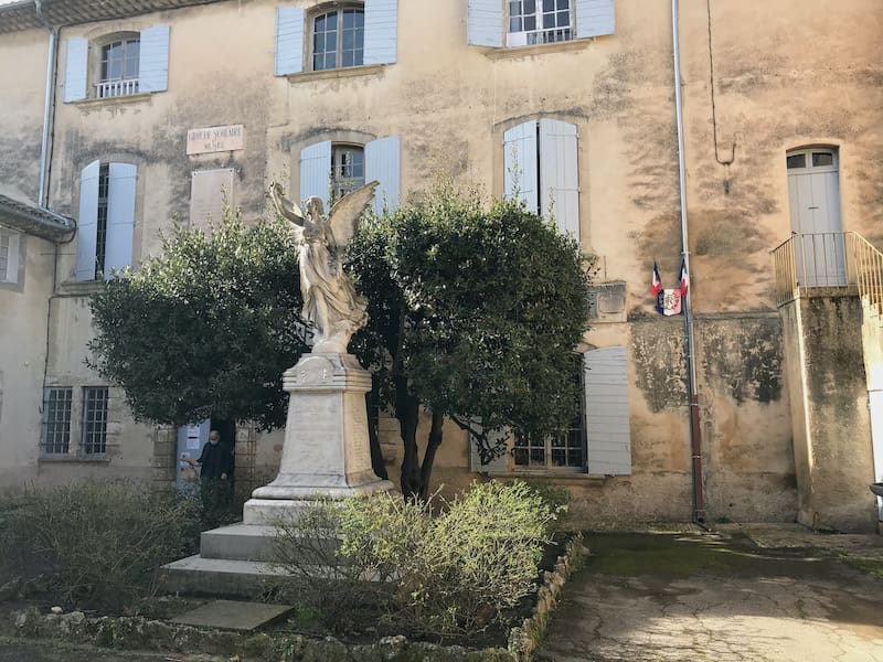 Traditional house, home of a Lourmarin notable in one of the beautiful villages of France Traditional house, home of a Lourmarin notable in one of the beautiful villages of France