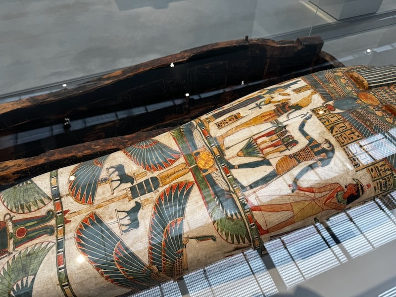 Osiris and Horus on a cartonnage at the Louvre-Lens museum