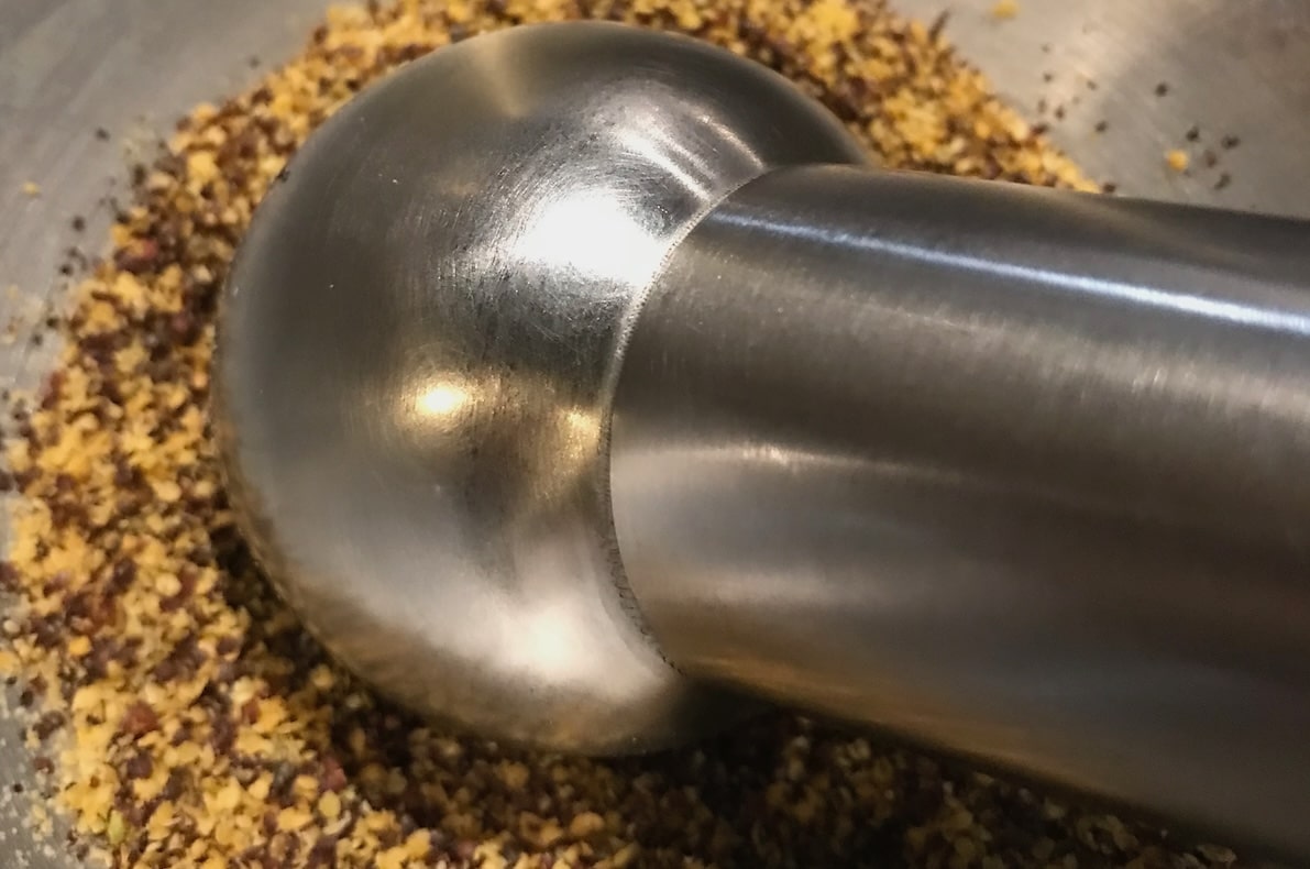 Making Dijon mustard