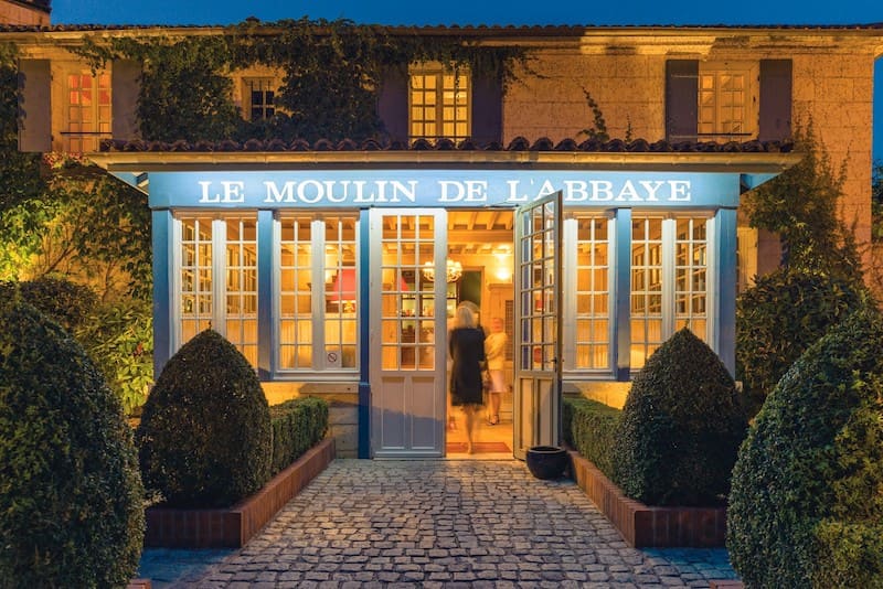 Entrée du restaurant de l'Abbaye de Brantôme Moulin