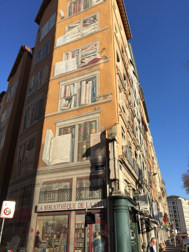 Mur des Ecrivains, one of the best Lyon France murals