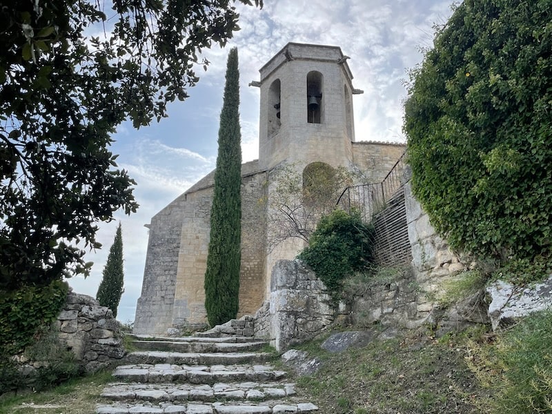 Oppede le Vieux church exterior