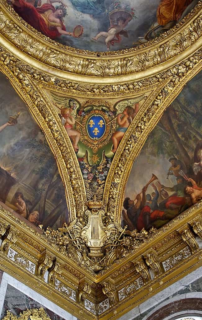 Salon de la Paix, one of the ornate rooms in Versailles Palace