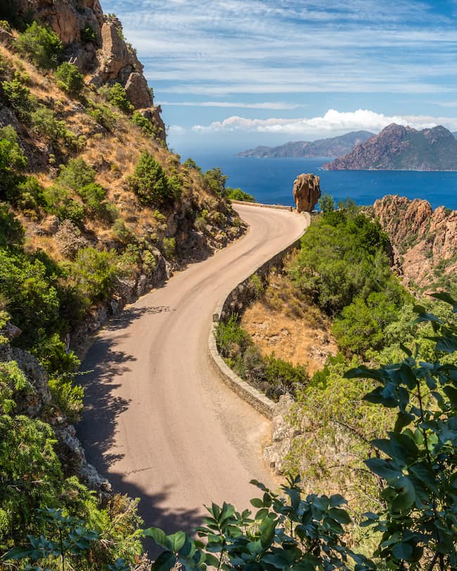 Small seaside roads you can see with your rental car (France) Small seaside roads you can see with your rental car (France)
