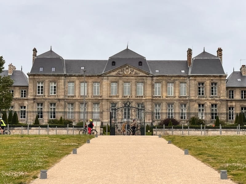 The handsome city hall of Soissons ©OffbeatFrance City hall of Soissons