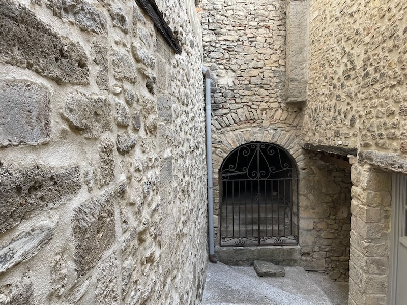 St Martin de Castillon in the Luberon, Provence St Martin de Castillon in the Luberon, Provence