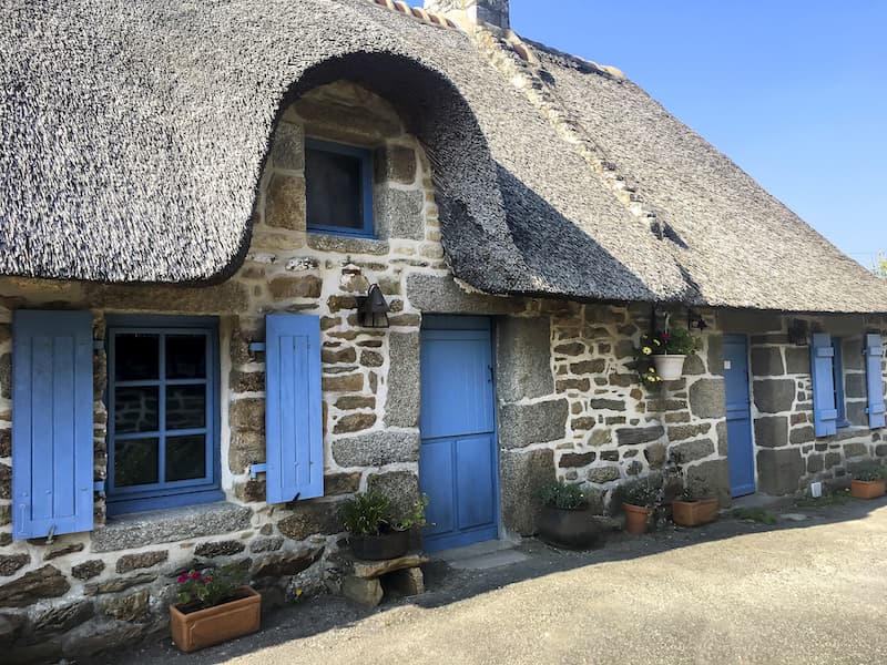 Thatched houses are one of the top Brittany attractions