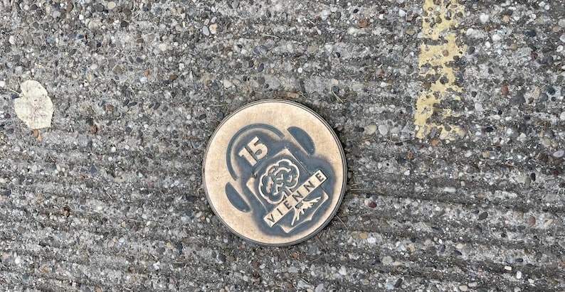 Vienne France button for the heritage trail Vienne France button for the heritage trail