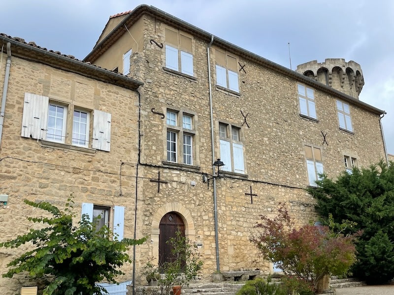 Castle of Viens, Luberon Castle of Viens, Luberon